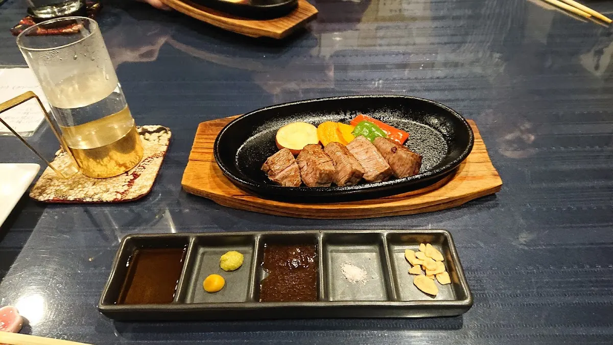 呑卓愛