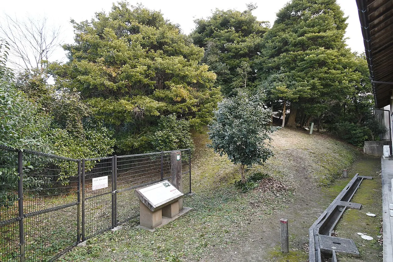 山代方墳