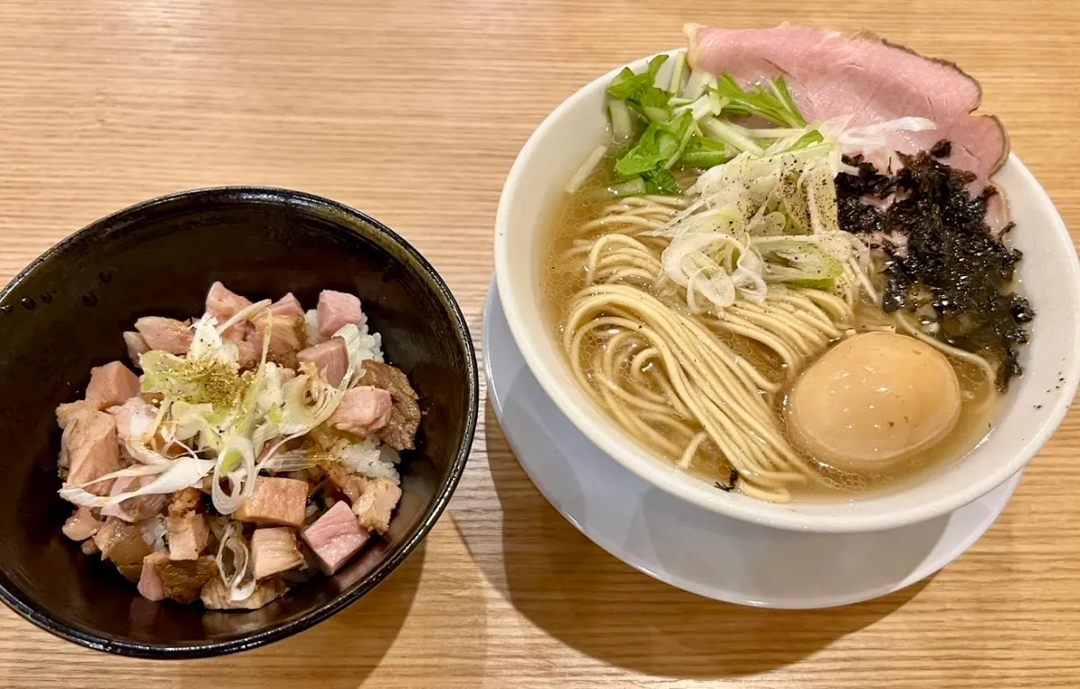 鳥取牛骨拉麺 八起