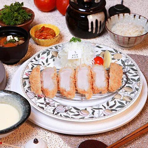 톤쇼우（豚笑 釜山大店）