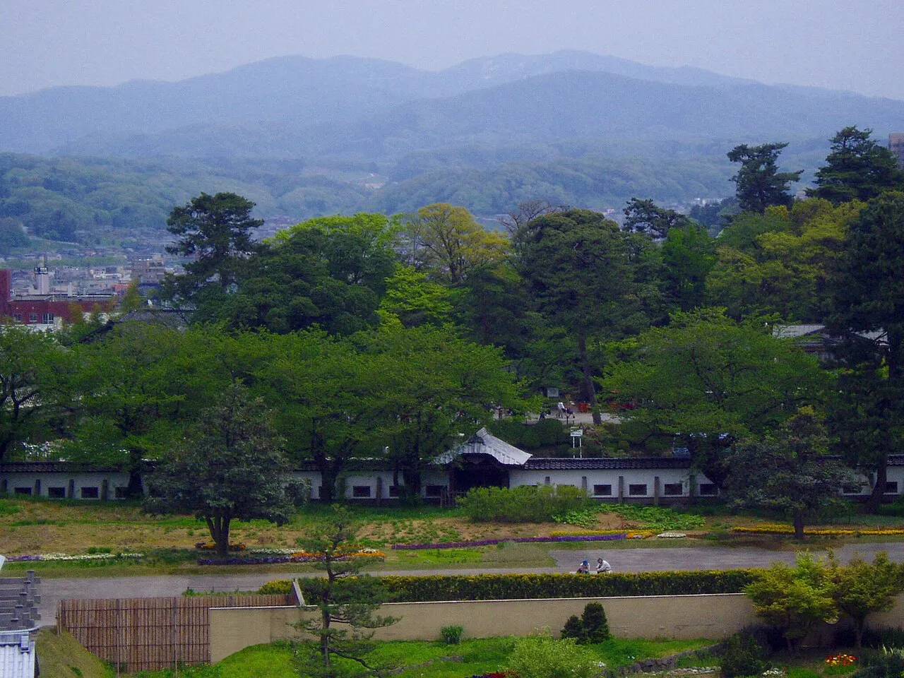 医王山