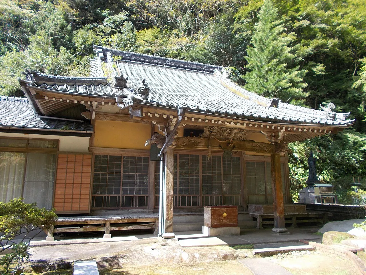 御橋観音寺