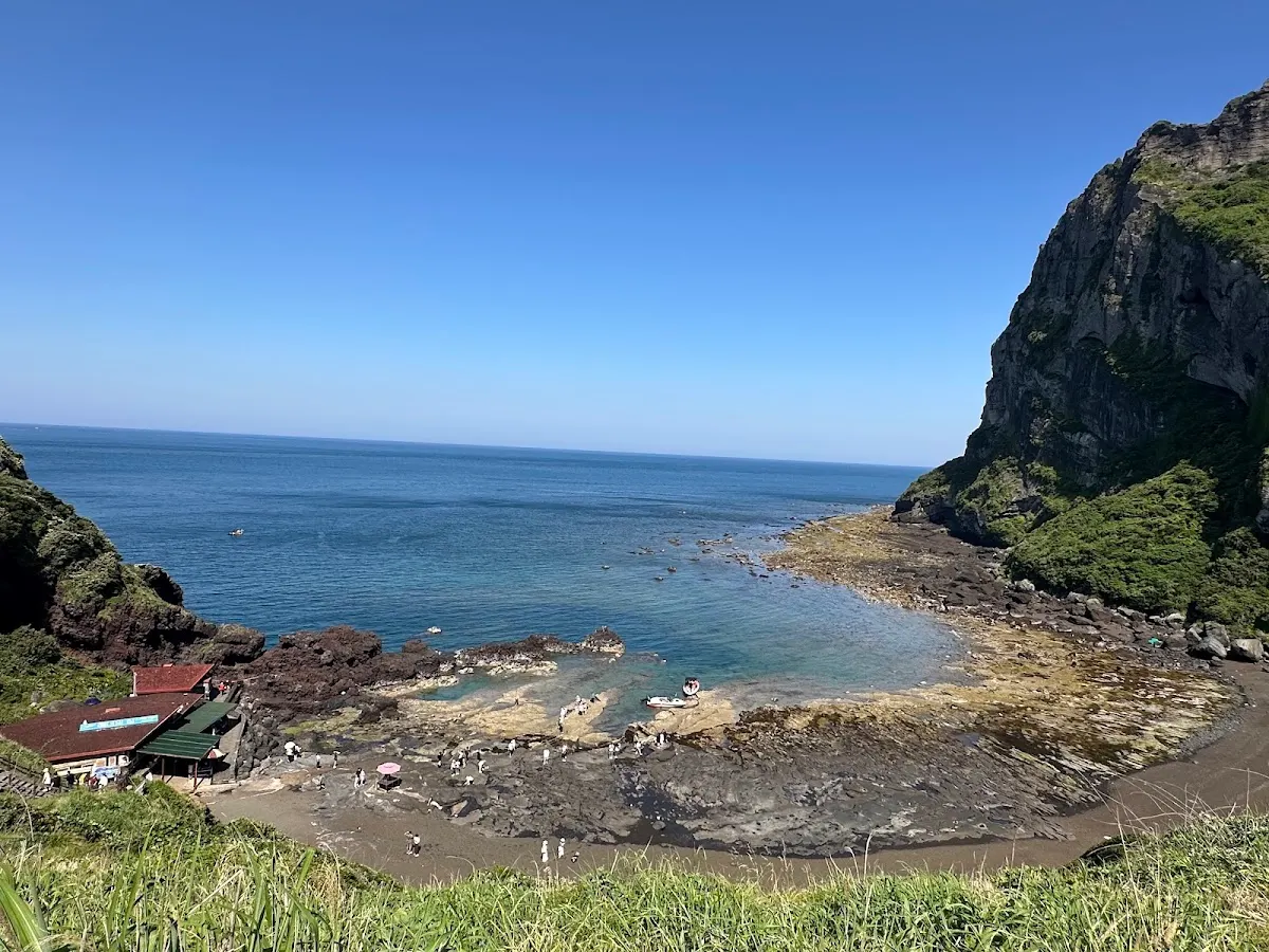 城山浦海女操業公演場