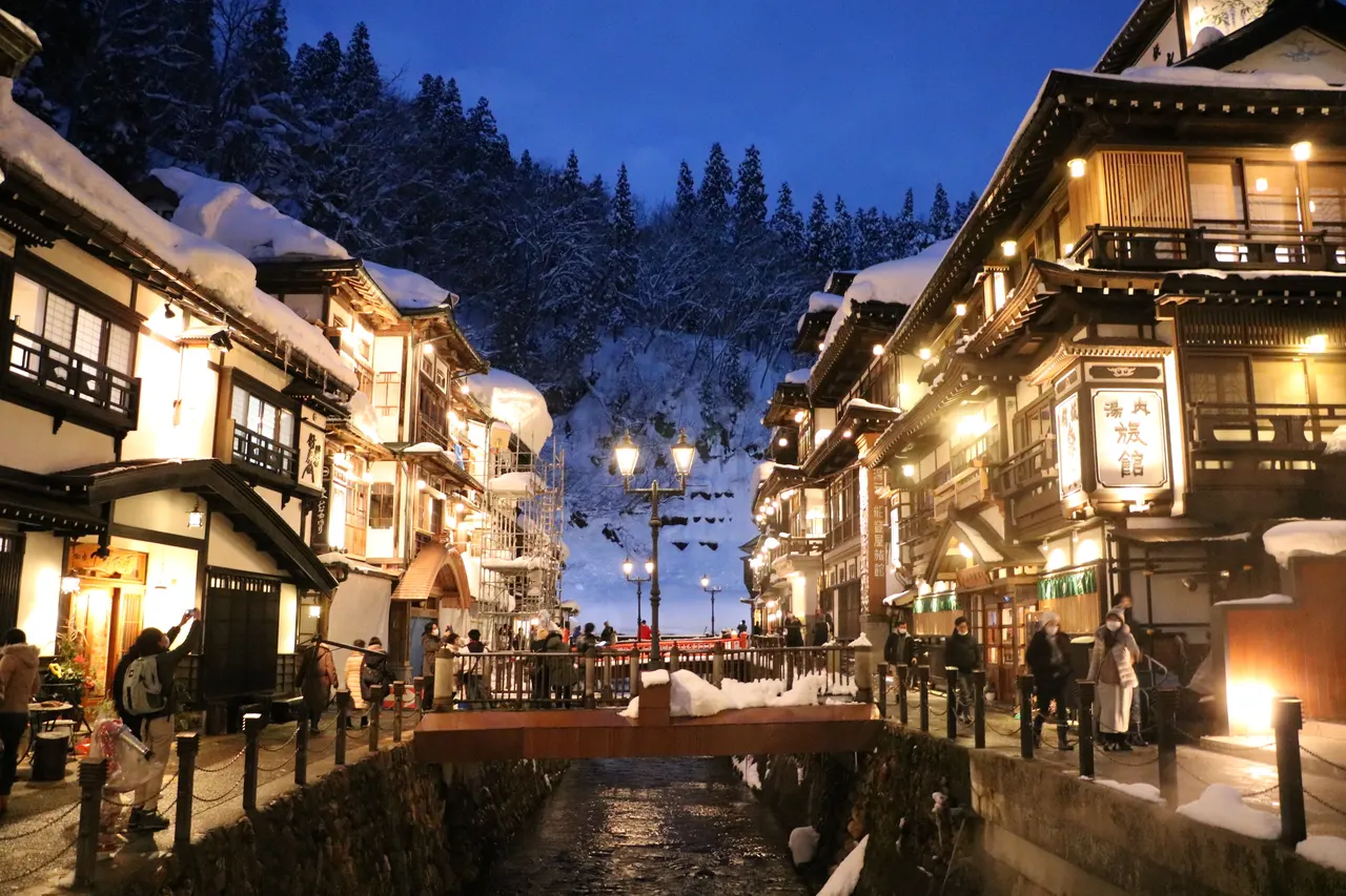 銀山温泉