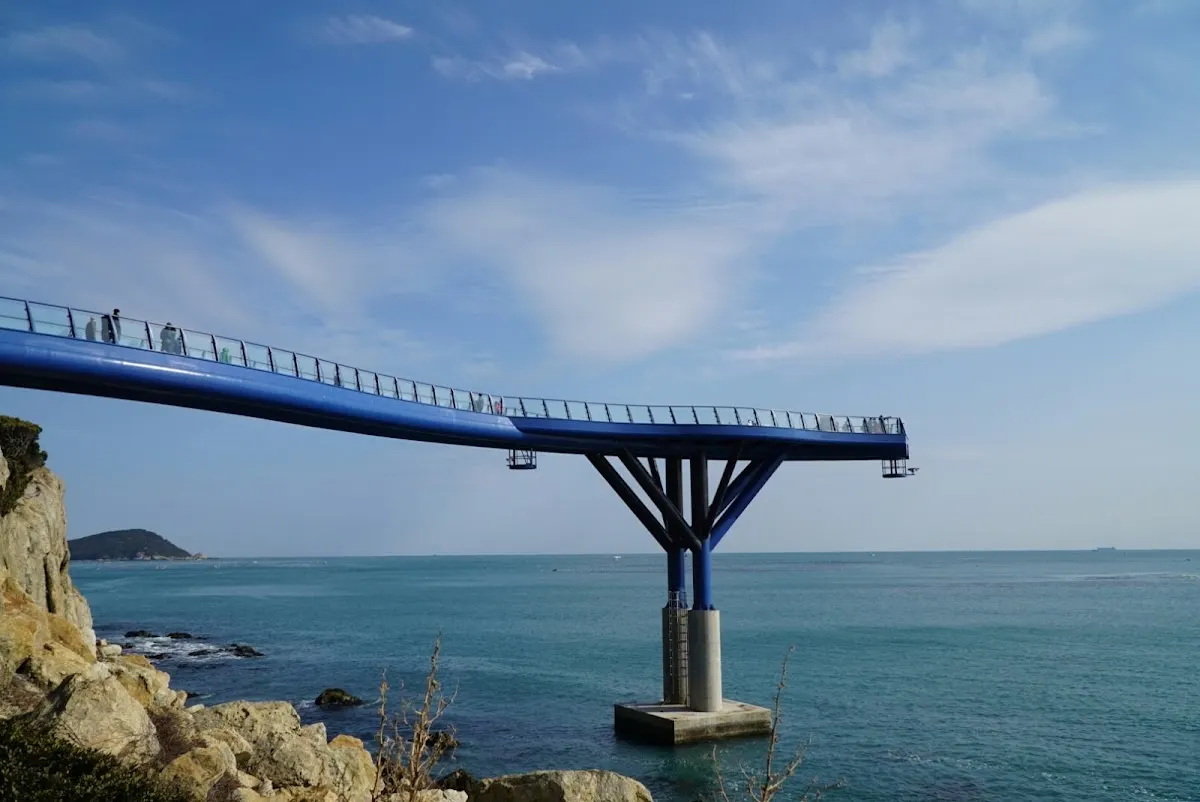 青沙浦タリットル展望台