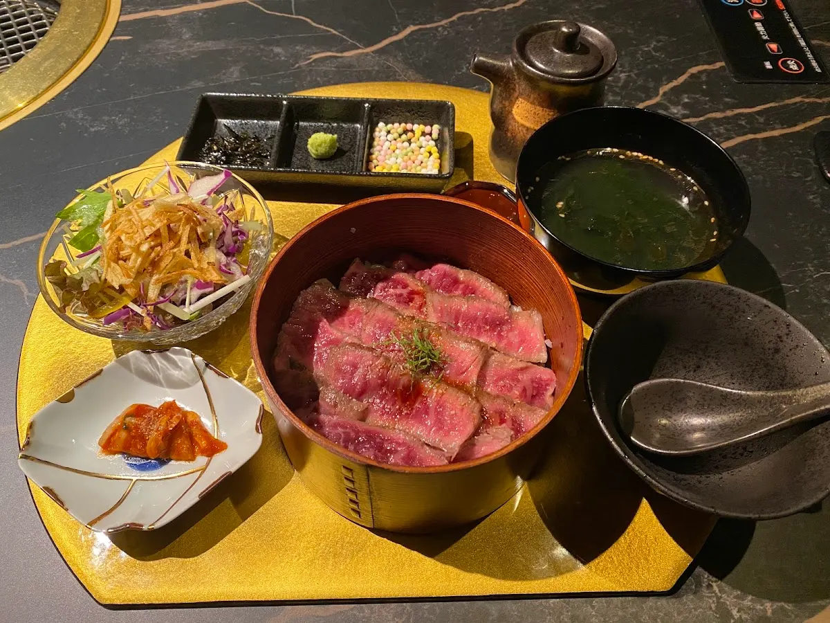 焼肉 赤鞘 小倉