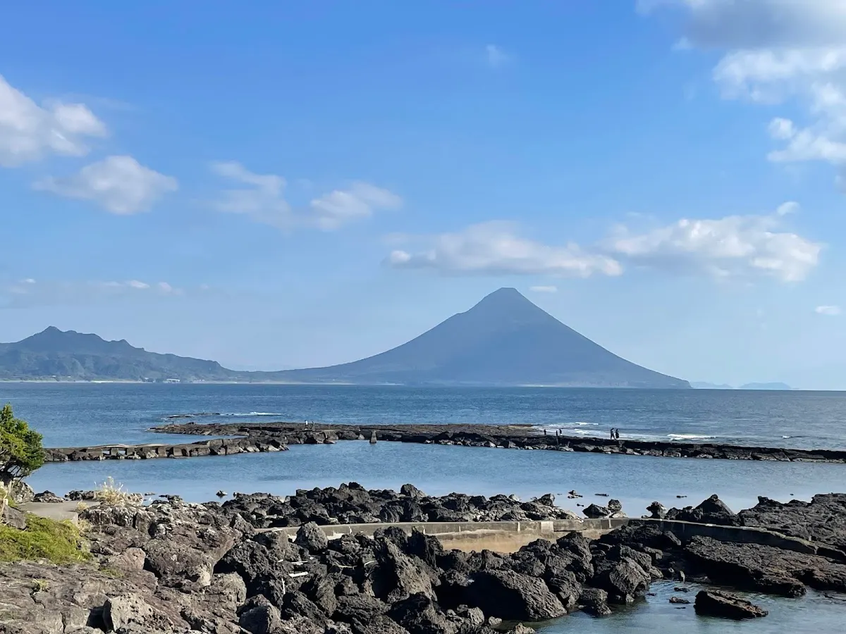 鹿児島・廃墟撤去で現れた絶景が話題!開聞岳を望む絶景と歴史を巡る1泊2日モデルコース