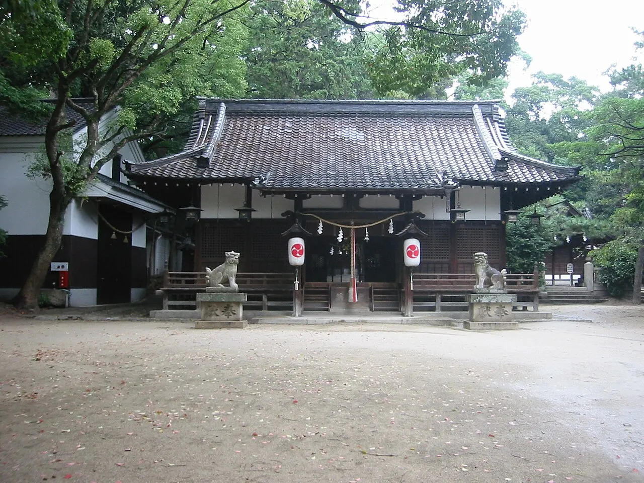 六甲八幡神社