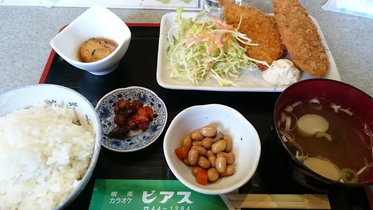喫茶ピアス