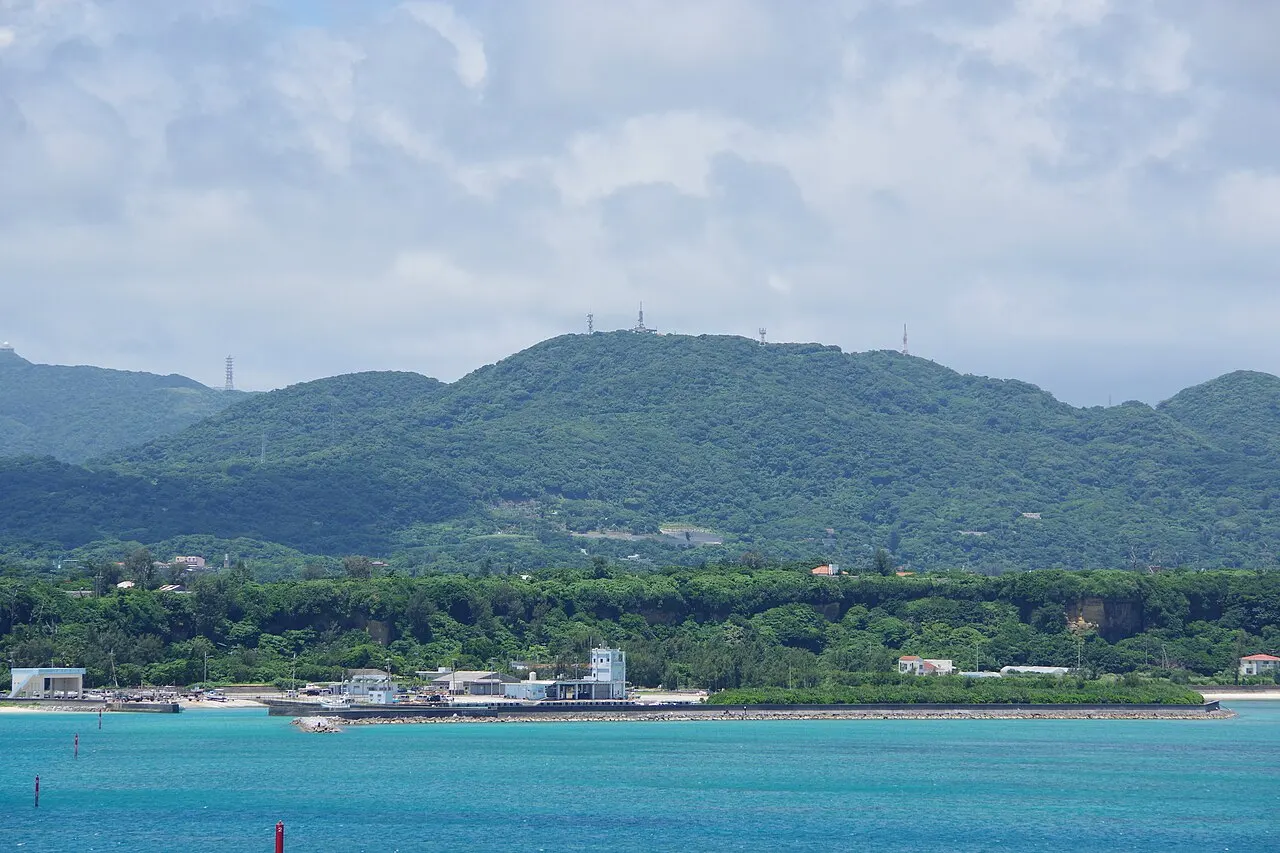 乙羽岳