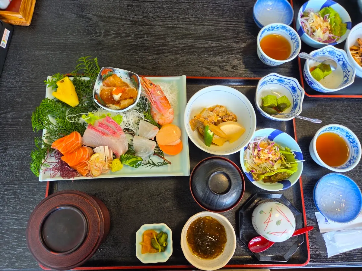 活魚料理 漁火