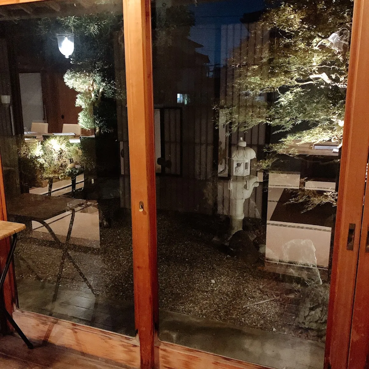 百年の隠れ家 伝