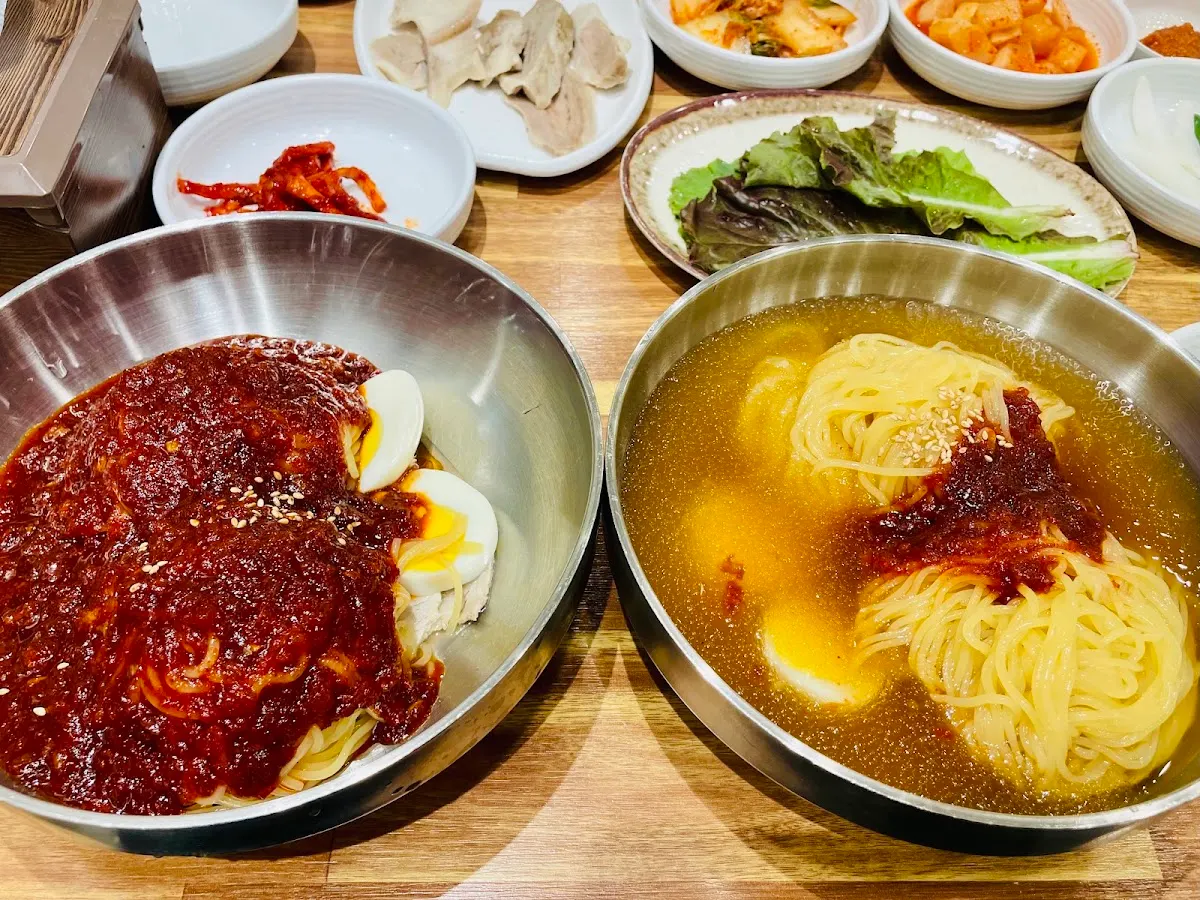 영동밀면&돼지국밥(ヨンドンミルミョン ヨンドンクッパ)