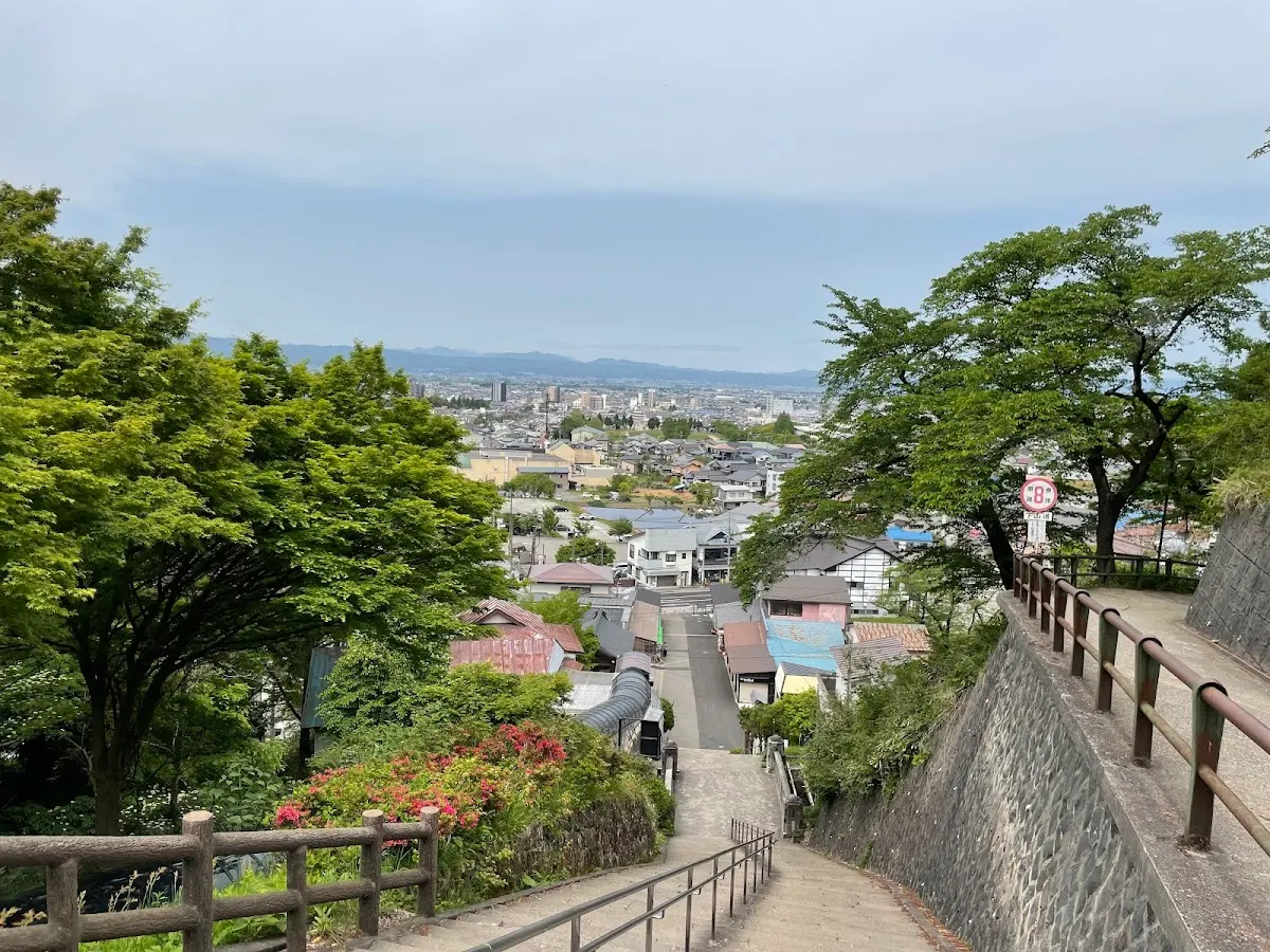 飯盛山