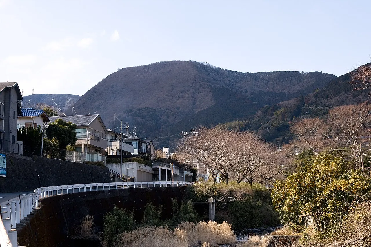 幕山