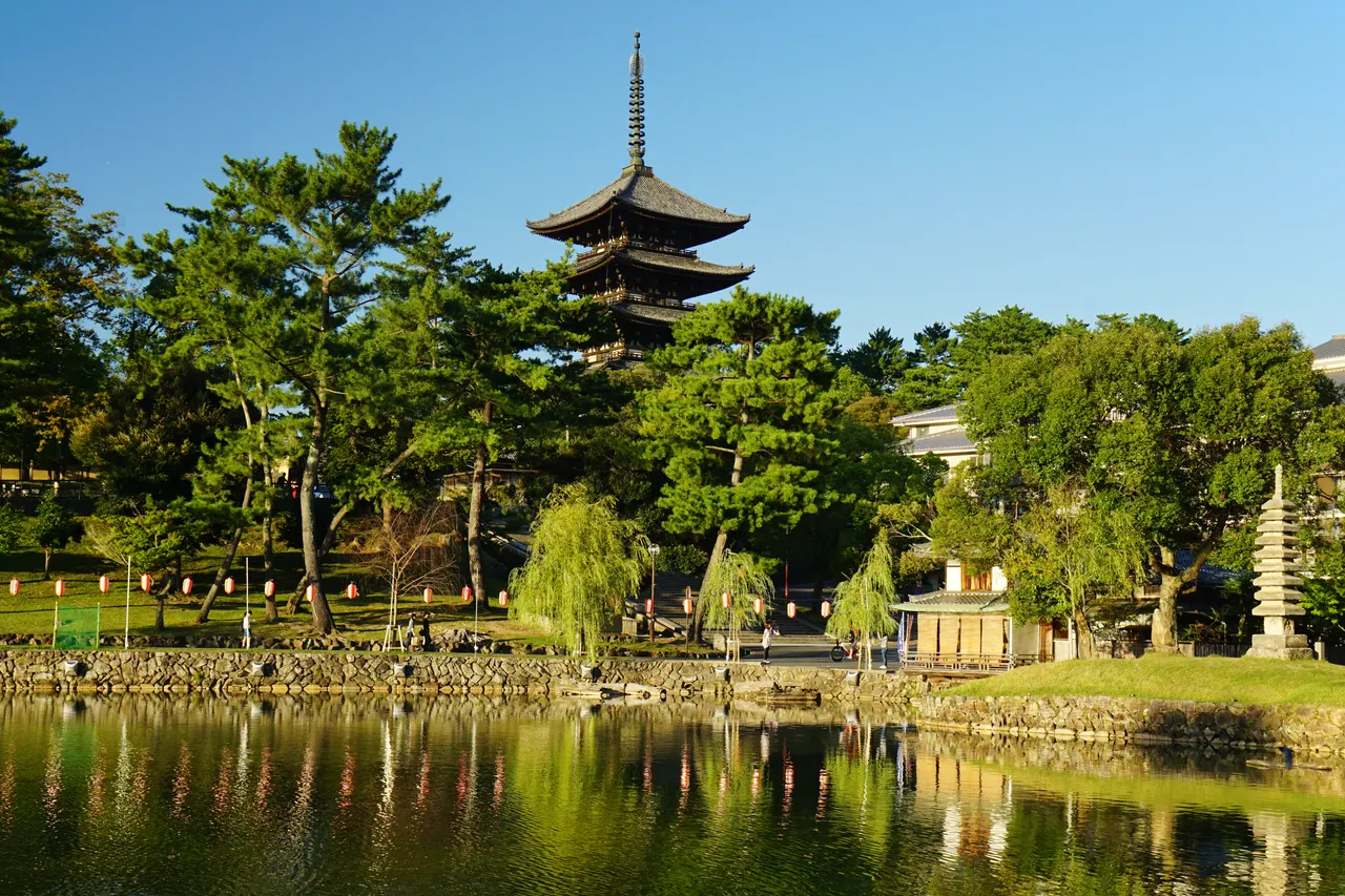 猿沢池