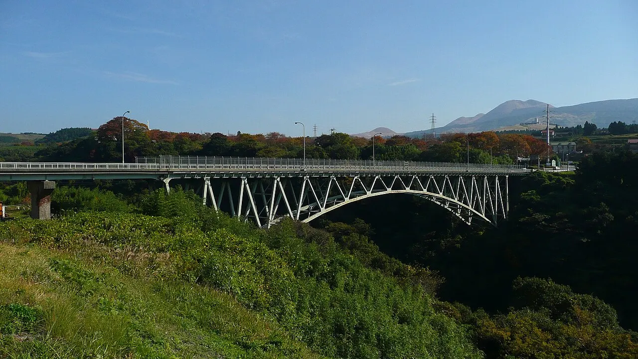 阿蘇大橋