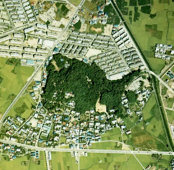 岩崎山