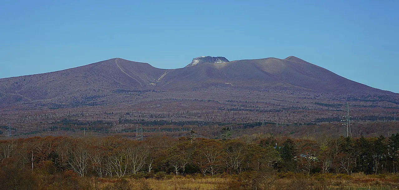 樽前山