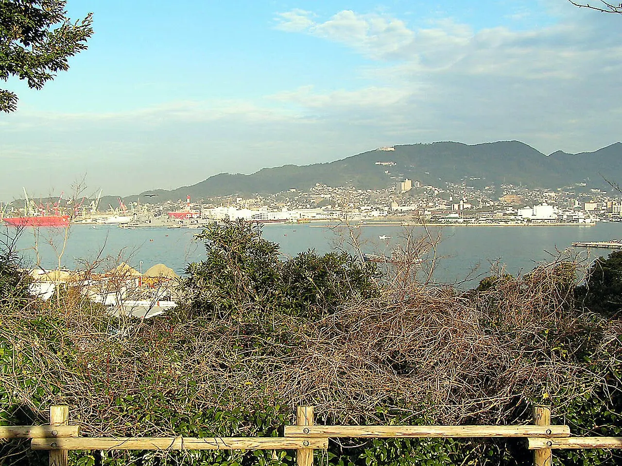 弓張岳