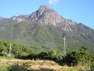 モッチョム岳