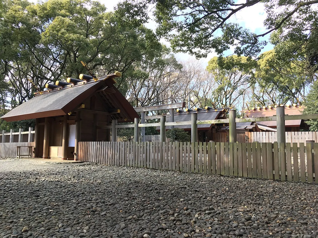 八剣宮
