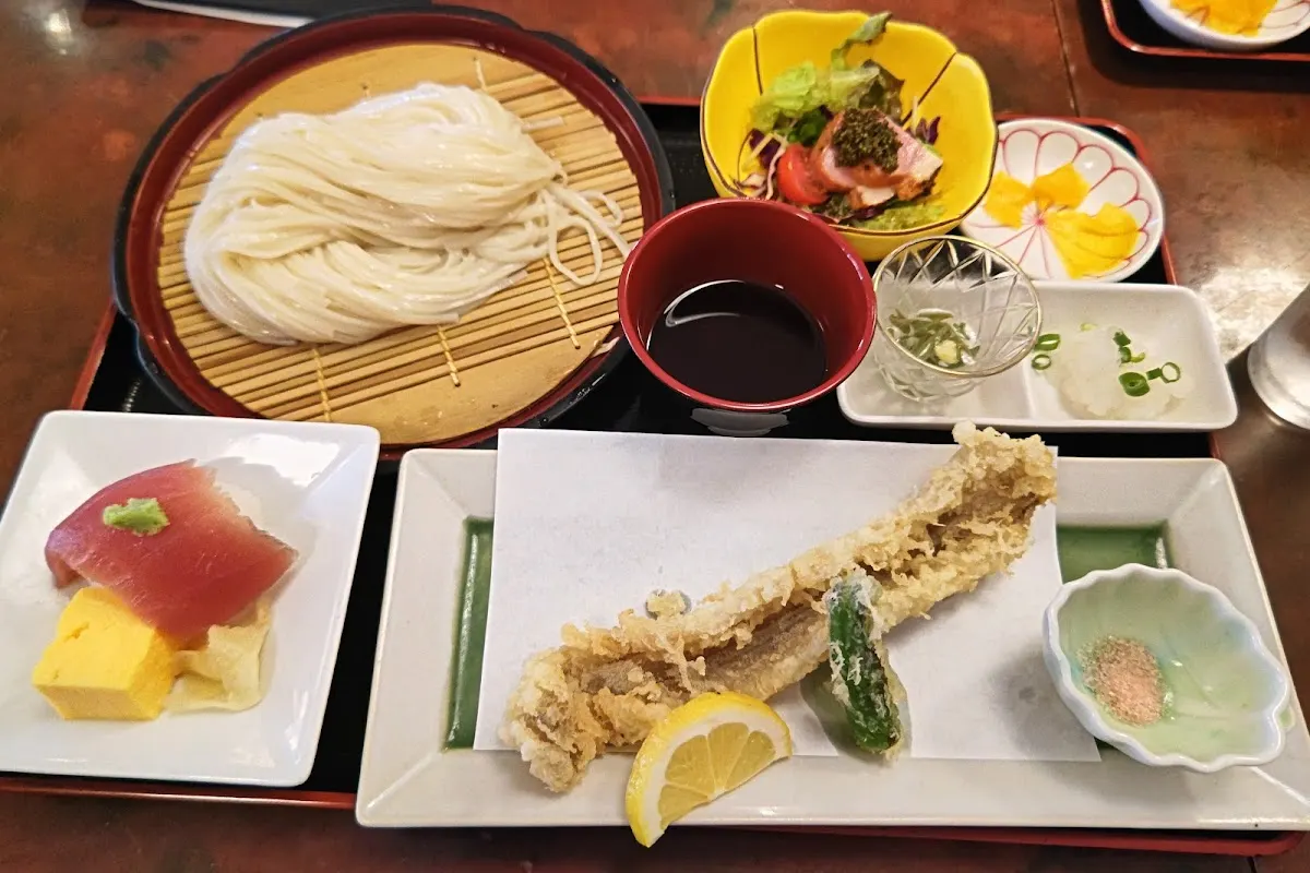 伝承の味処 無限堂 大町本店