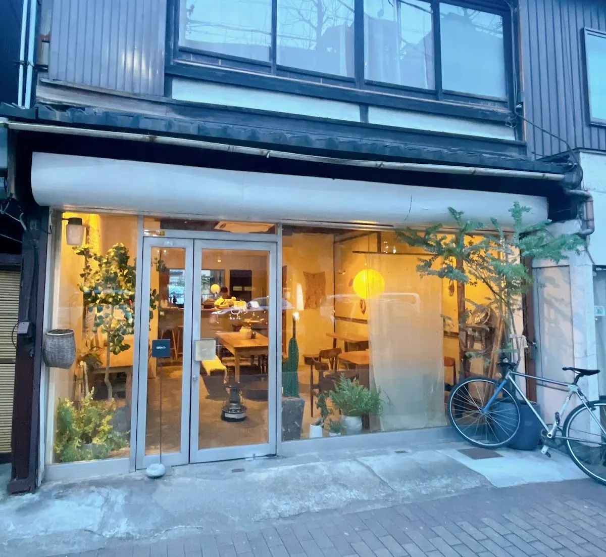 カフェでランチ
