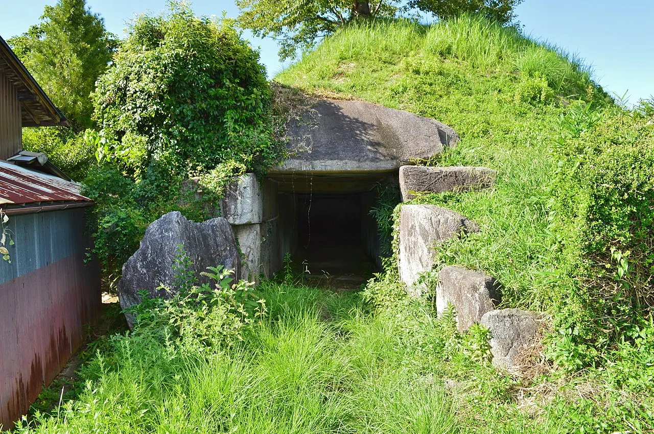 岩屋山古墳