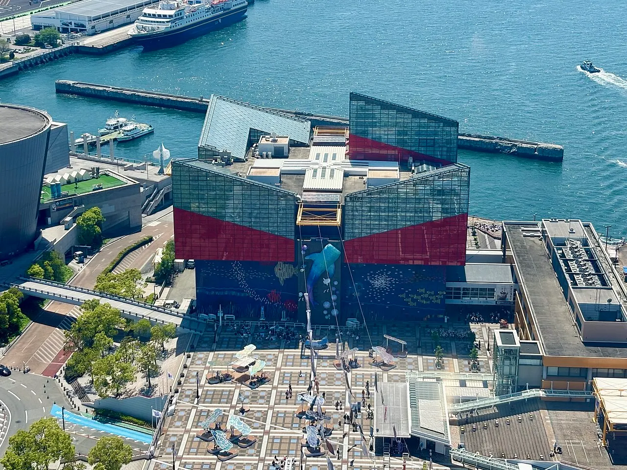 大阪ベイエリアの夏・海遊館と天保山さんぽを巡る1泊2日モデルコース